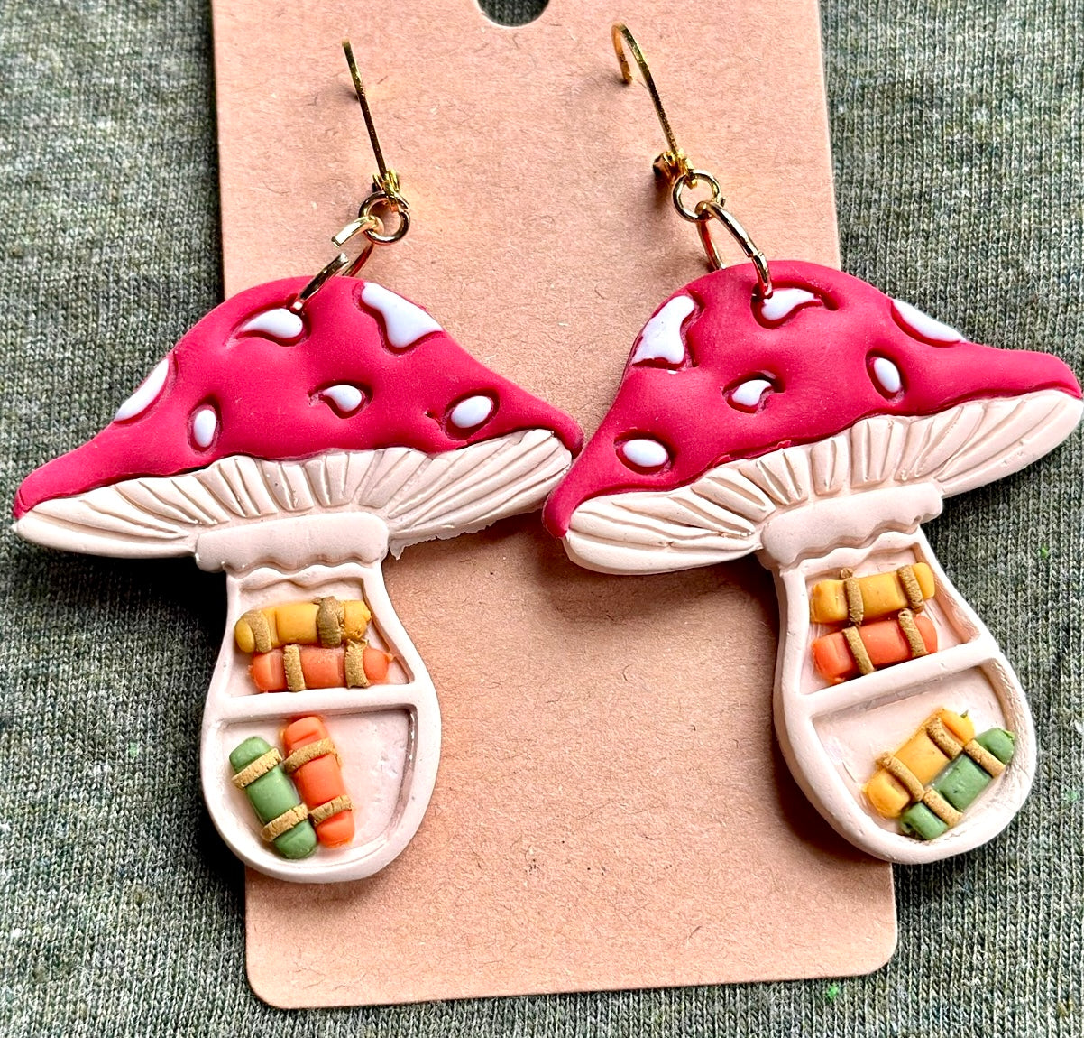 Fall Bookshelf Dangles