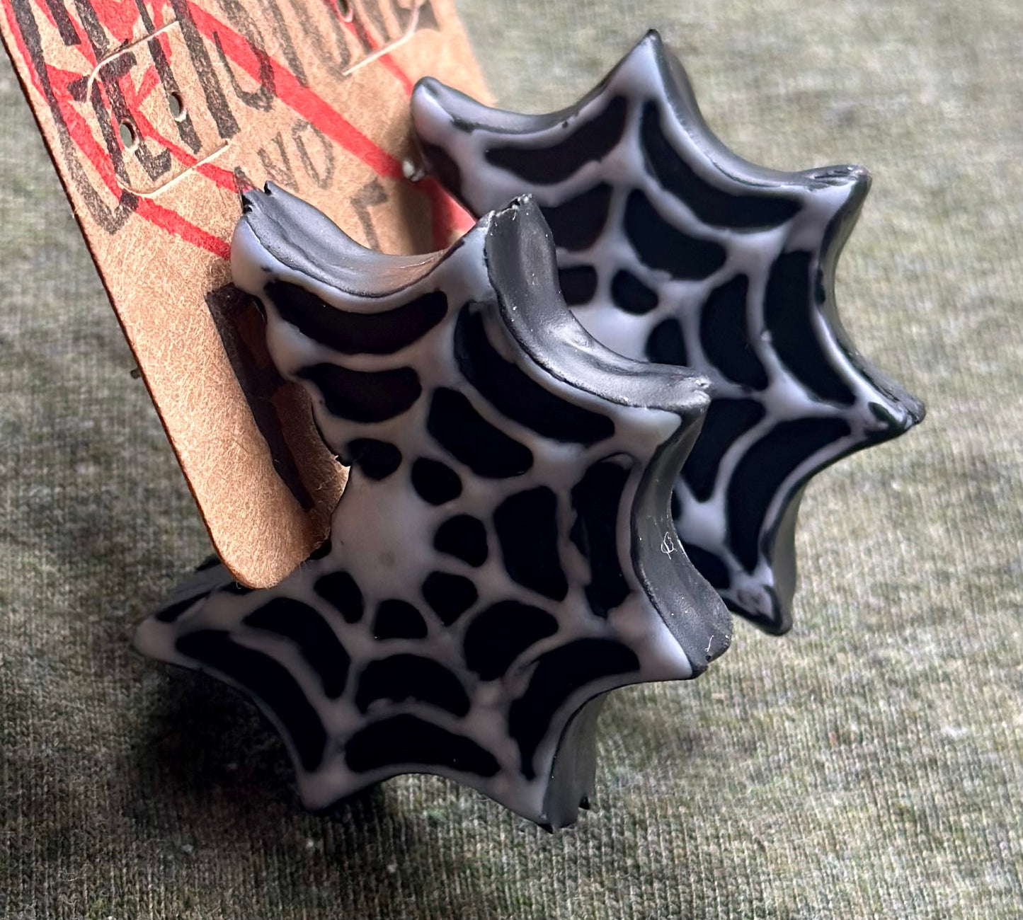 Spiderweb Hoops