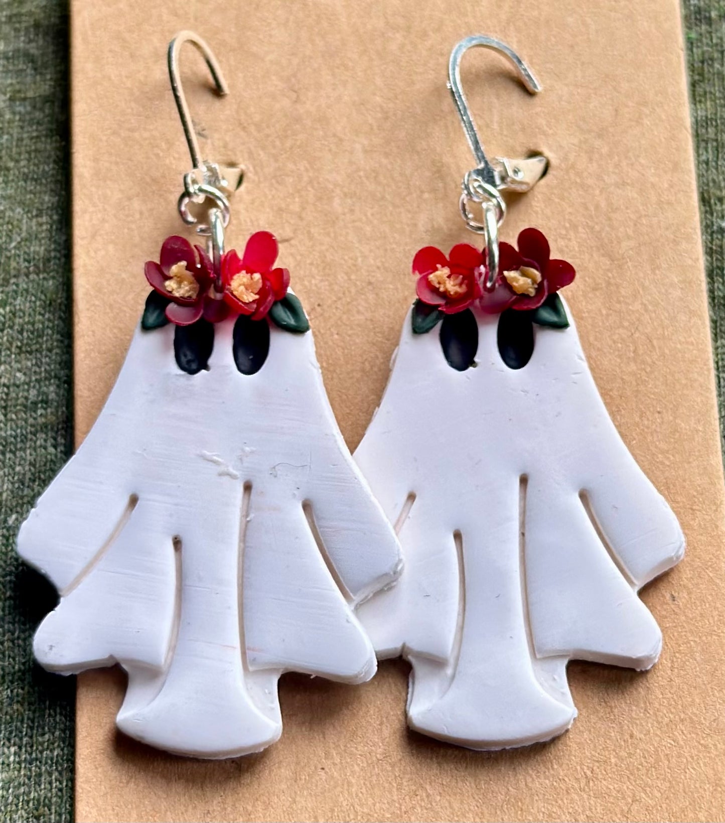 Flower Crown Ghosts
