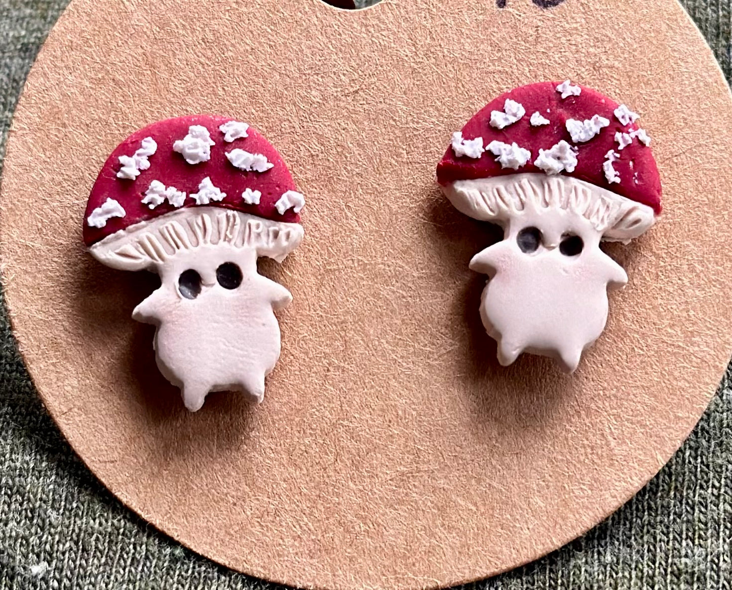 Mushie Baby Studs